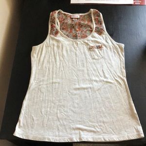 Cream tank with flower detail
